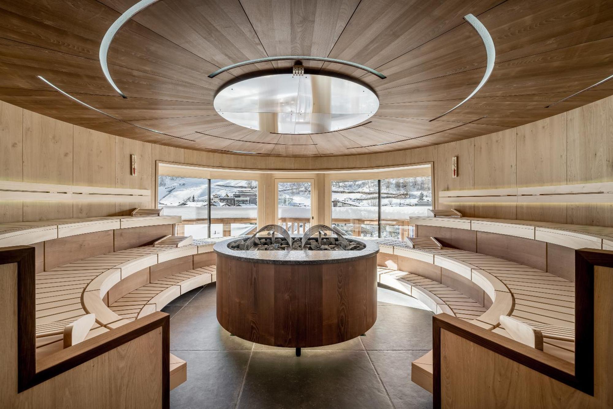 - Alpine . Luxury . Life Hotel Sölden