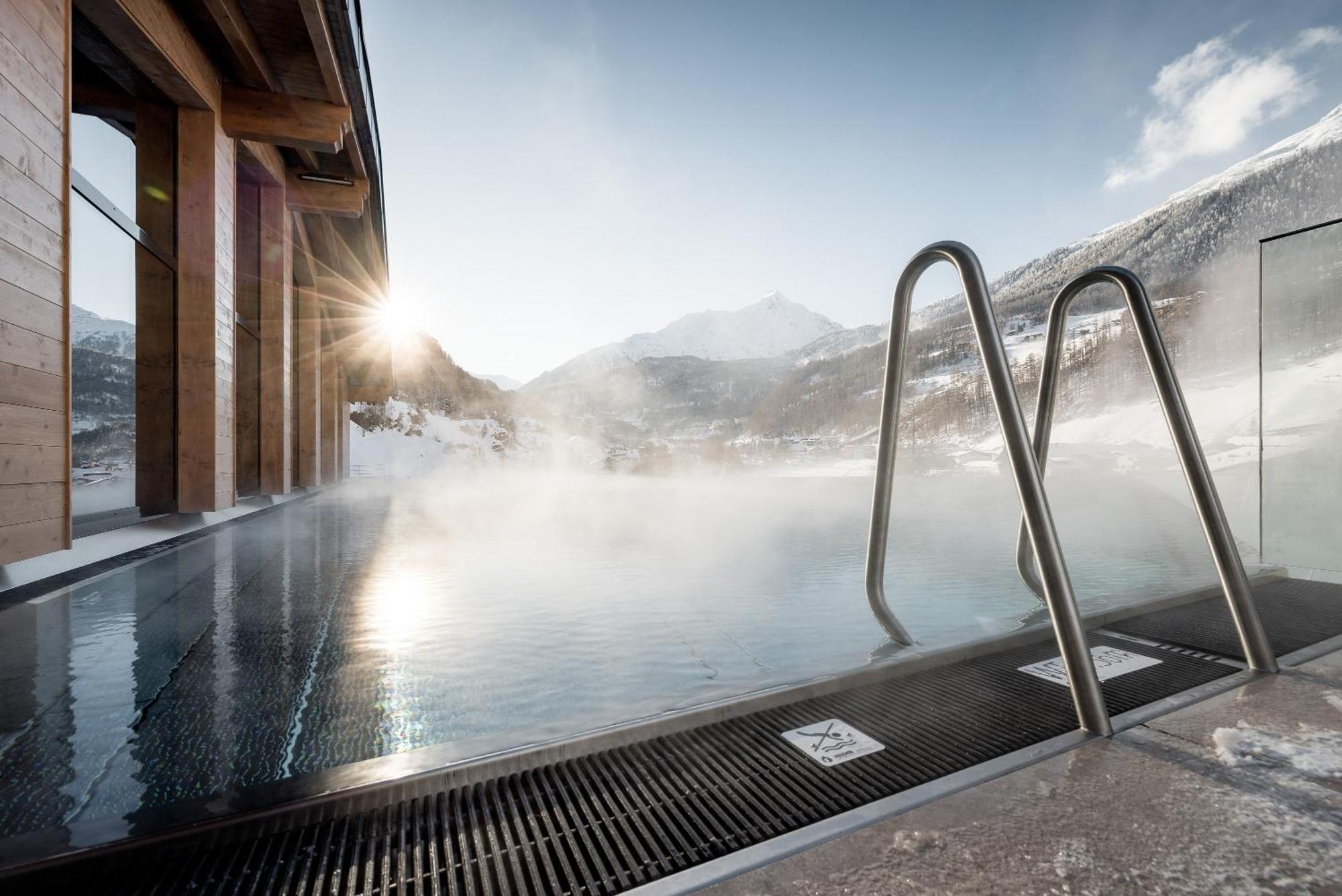 Hotel Das Central - Alpine . Luxury . Life