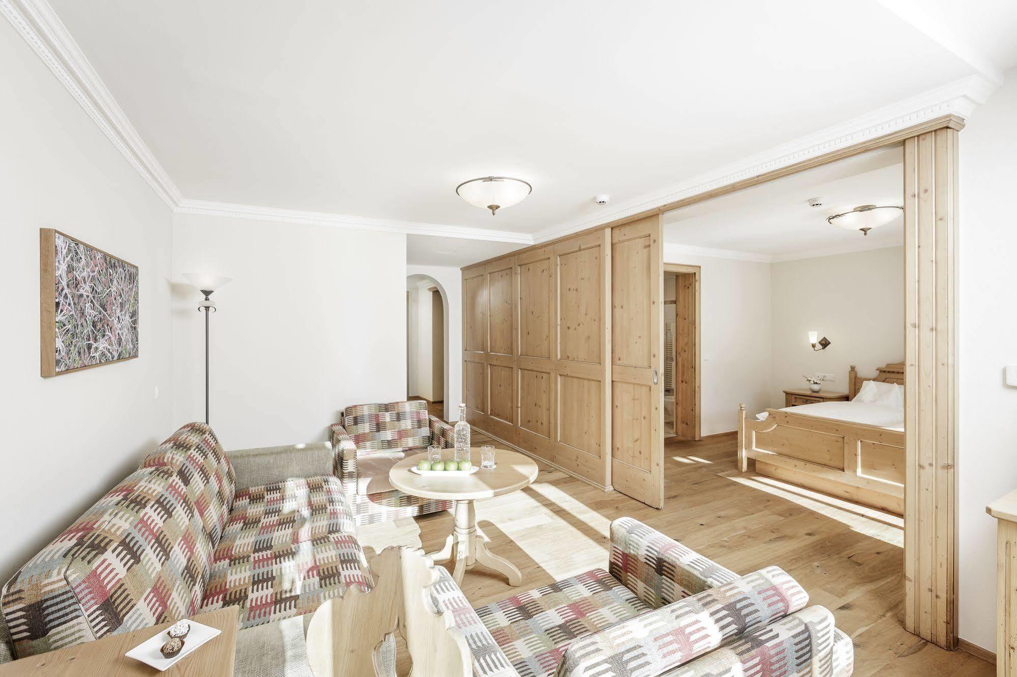 Das Central - Alpine . Luxury . Life Hotel